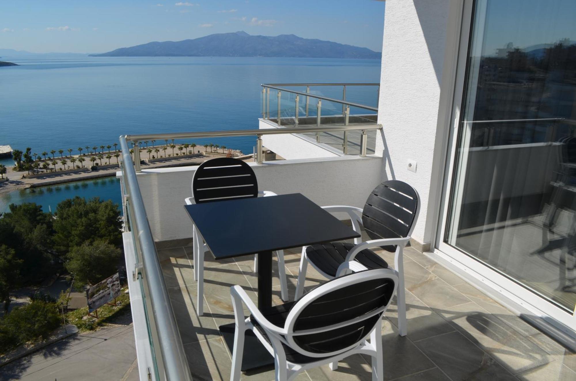 Brand New Apartments Sarande Exterior photo