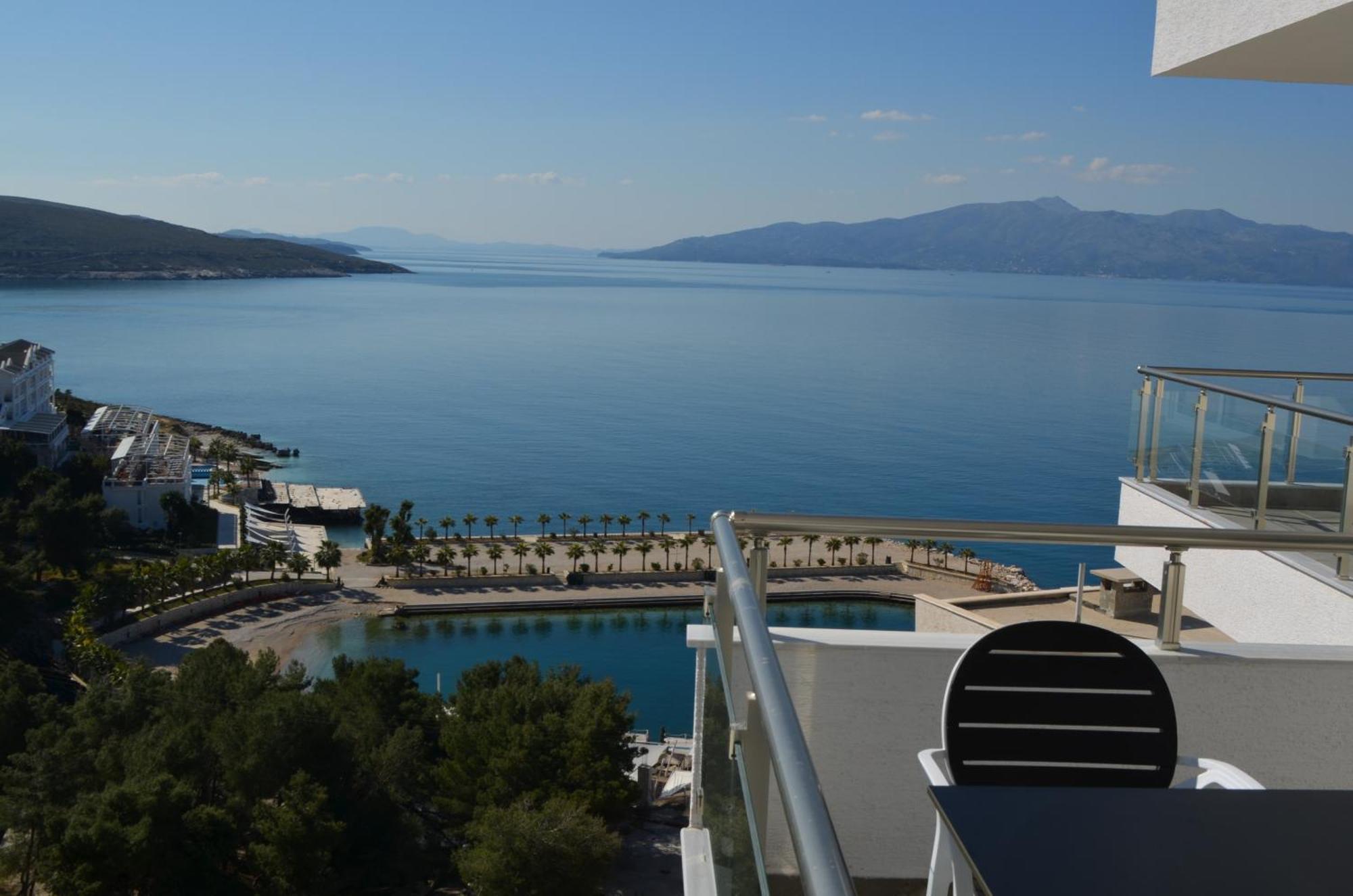 Brand New Apartments Sarande Exterior photo